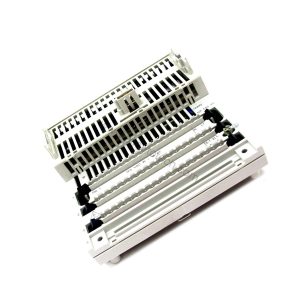 170ADI34000 | Schneider 16-Channel 24V DC Input Module